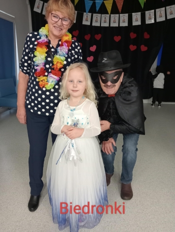 978b4843-a585-47ae-ba69-026d03248957