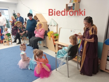 e7b29a64-044a-4e1a-abb8-342d4c873605