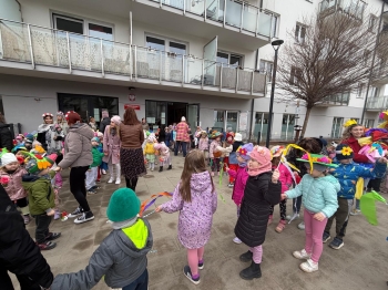 0e1edd97-0265-44cd-a180-d4d52a7e9111