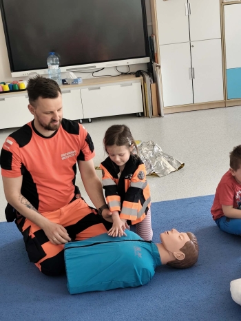 att.B5u8WKBoGfMN4ri5a-f3nFKgoBfK5SWSy8ATZrEvlC8 (1)