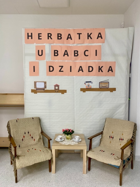 ''Bal Karnawałowy z Babcią i Dziadkiem''- czyli Dzień Babci i Dziadka w rytmie muzyki